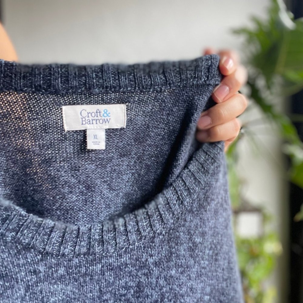 🏷 Sold | Soft Knit Blue Crewneck Sweater - Picture 7 of 7
